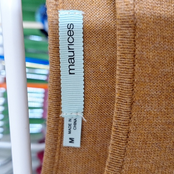 MAURICES LIGHT BROWN SWEATER SIZE MEDIUM LONG SLEEVE TOP - Picture 4 of 4